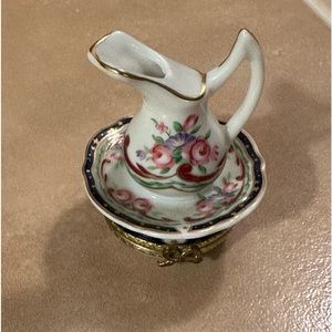 Vintage Pitcher/Bowl Trinket Container